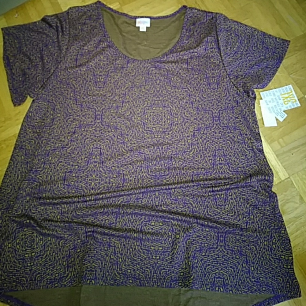 NWT LuLa Roe Classic Tee